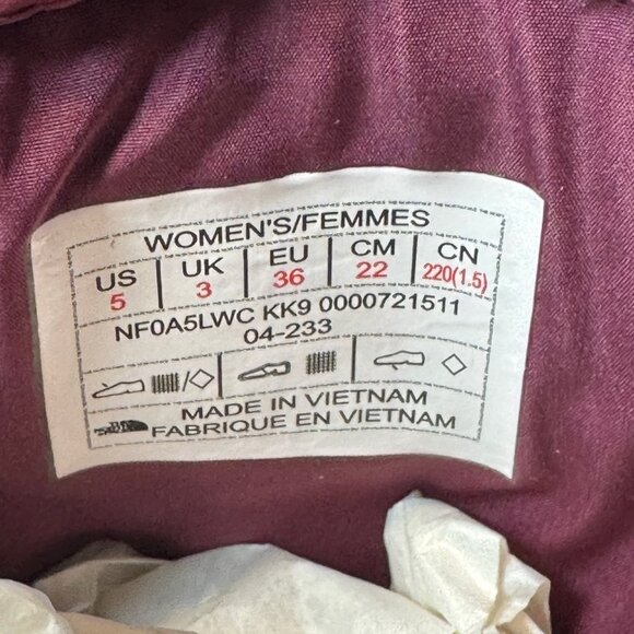 The North Face Nuptse Après Boot Women’s 5 Boysenberry TNF 550 Down Insulated Wi - Picture 9 of 11